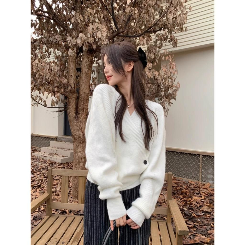 慵懶V領針織上衣 針織衫 V領 上衣-細節圖4