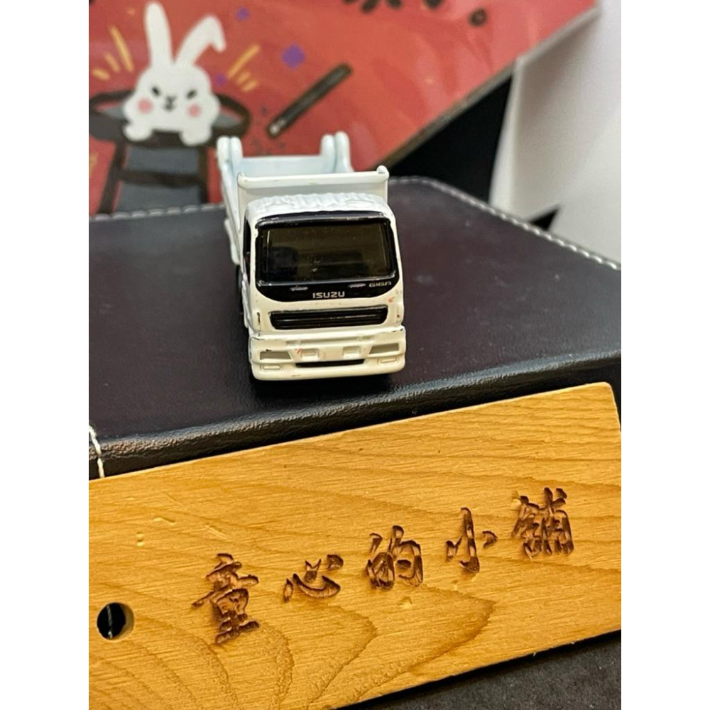 TOMICA NO.76 砂石車 Isuzu giga 白色 建設工場-細節圖2
