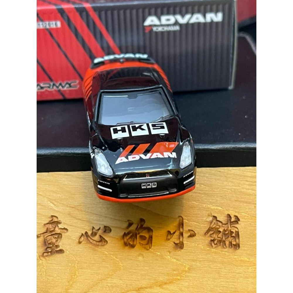 二手 Tarmac Nissan GT-R R35 HKS Advan 橫濱 1/64  mini gt GTR-細節圖2