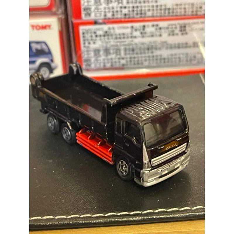 Tomica  黑色 ISUZU GIGA 砂石車 特注-細節圖3