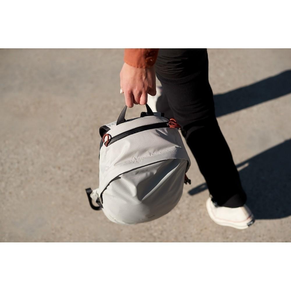 Bellroy Lite Daypack 20L 超輕量後背包(BLDA)-細節圖9
