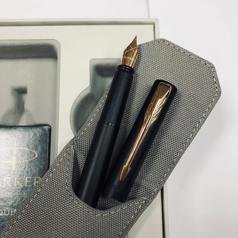 PARKER 禮盒 新威雅XL鋼筆 布筆套＋卡水 黑桿金夾-細節圖2