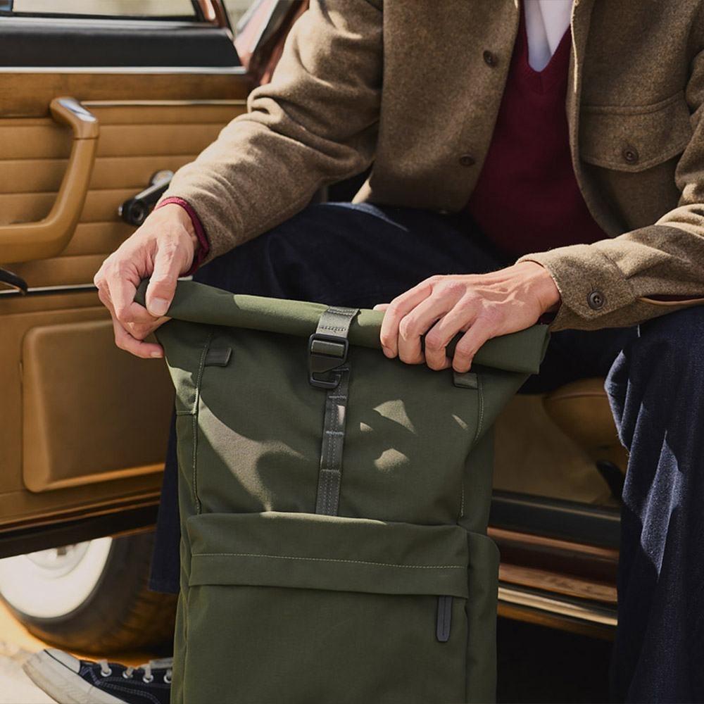 Bellroy Classic Rolltop 23-26L 捲頂可放16吋筆電後背包(BCRA)-細節圖11