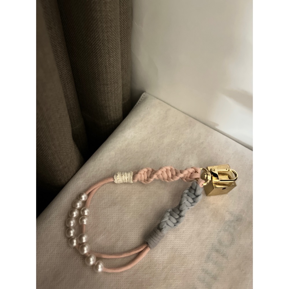 珍珠旋轉結手機短繩/可選色-細節圖3