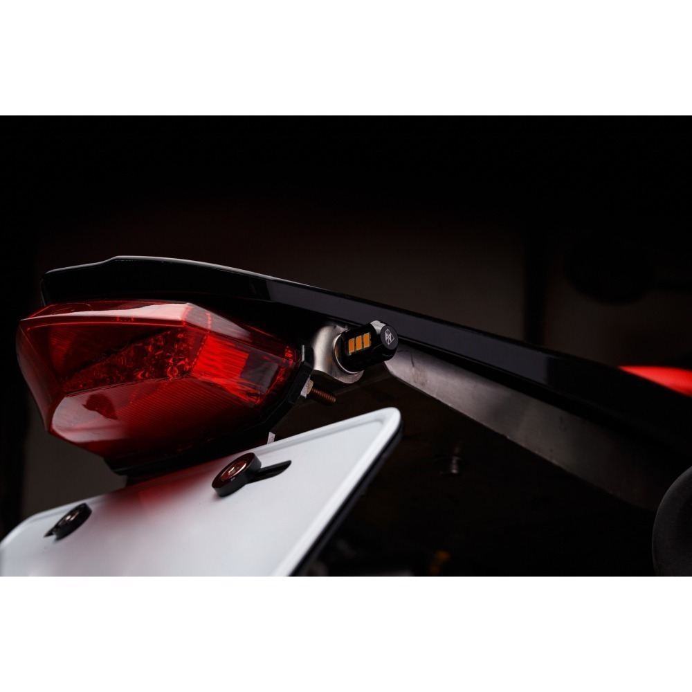多色可選｜迷你造型 靈獸 M5 鋁合金超迷你子彈型方向燈 小型外掛式 CRF R15 DRG MMB 轉向燈 LED-細節圖2