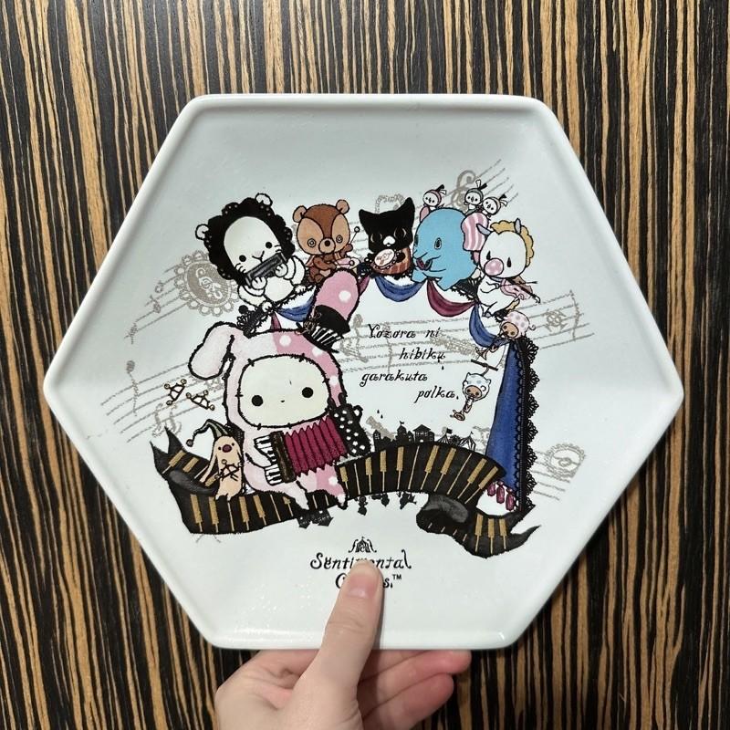 7-11 深情馬戲團 六角拼圖陶瓷大餐盤 HELLO KITTY 陶瓷盤 經典收藏 盤子 小王子餐盤 米奇餐盤-細節圖2