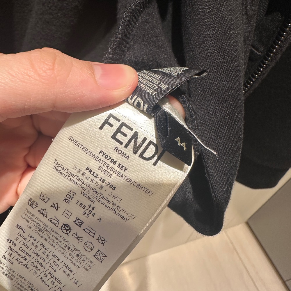 近全新｜FENDI 刷毛長版外套｜刷毛外套｜男女皆可穿｜S,M號｜冬季保暖-細節圖7