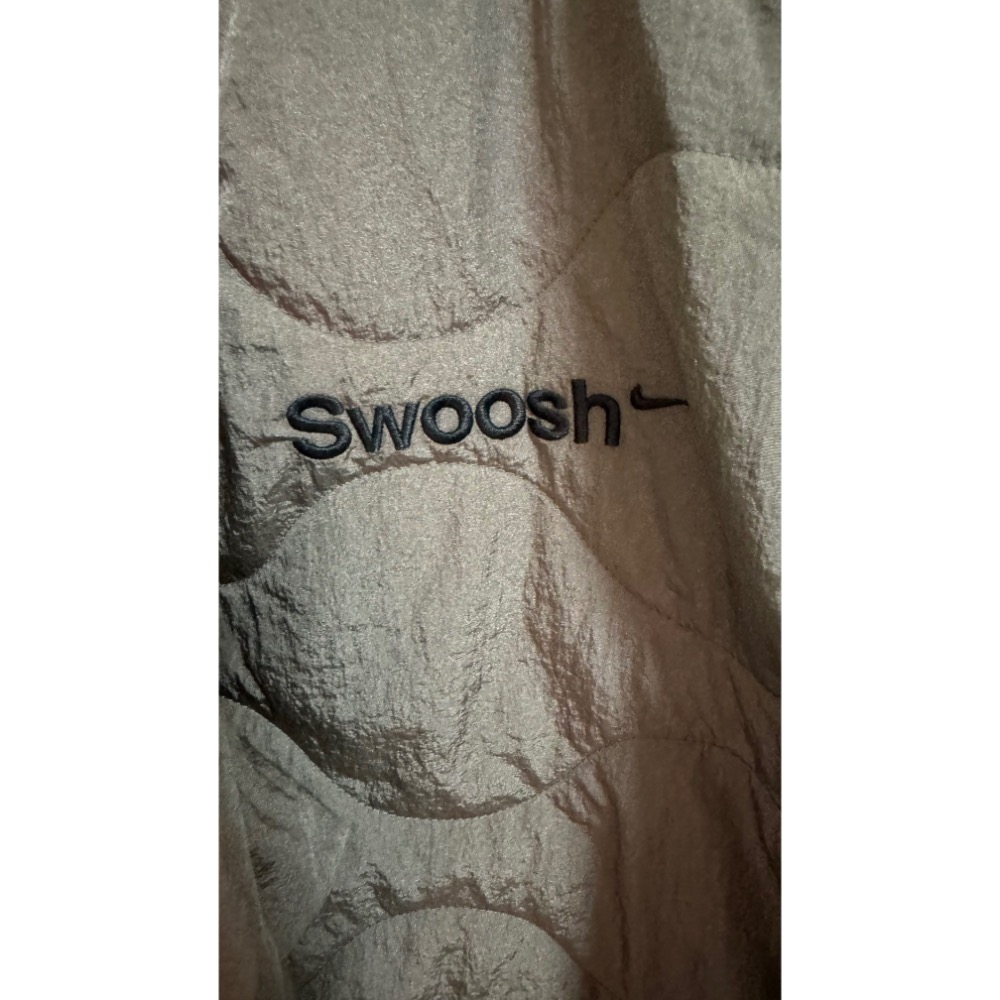 99%新 NIKE 薄羽絨外套 XL-細節圖3