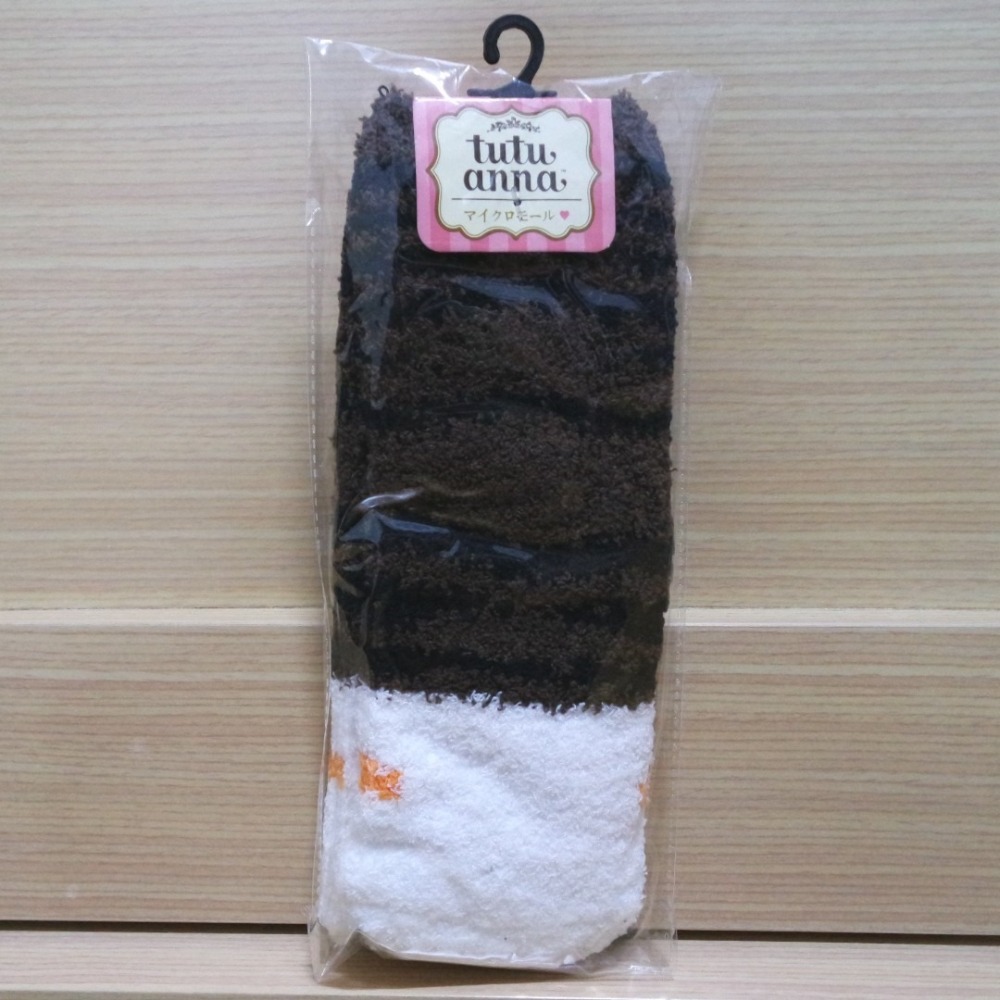 貓咪貓掌珊瑚絨保暖襪-咖啡色條紋 (襪子 短襪 長襪 絨毛襪 冬天襪 送禮 生日聖誕交換禮物)-細節圖2