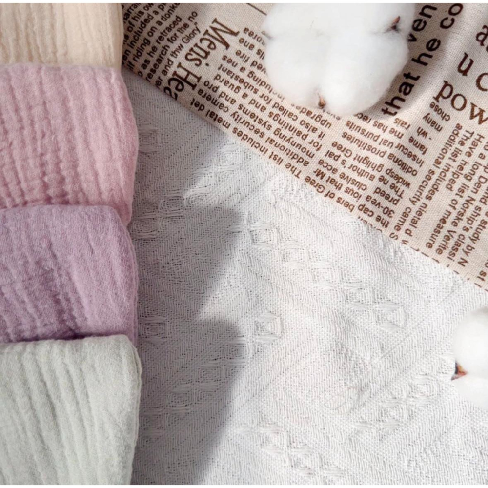 [今生有你手作] 牛奶色皺皺紗口水巾 超吸水10層紗雙面圍兜兜 水滴圍兜｜嬰兒圍兜兜手工圍兜 親膚圍兜彌月禮盒-細節圖5