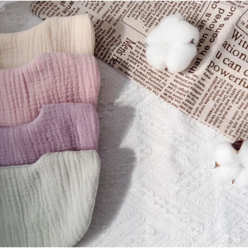 [今生有你手作] 牛奶色皺皺紗口水巾 超吸水10層紗雙面圍兜兜 水滴圍兜｜嬰兒圍兜兜手工圍兜 親膚圍兜彌月禮盒-細節圖6