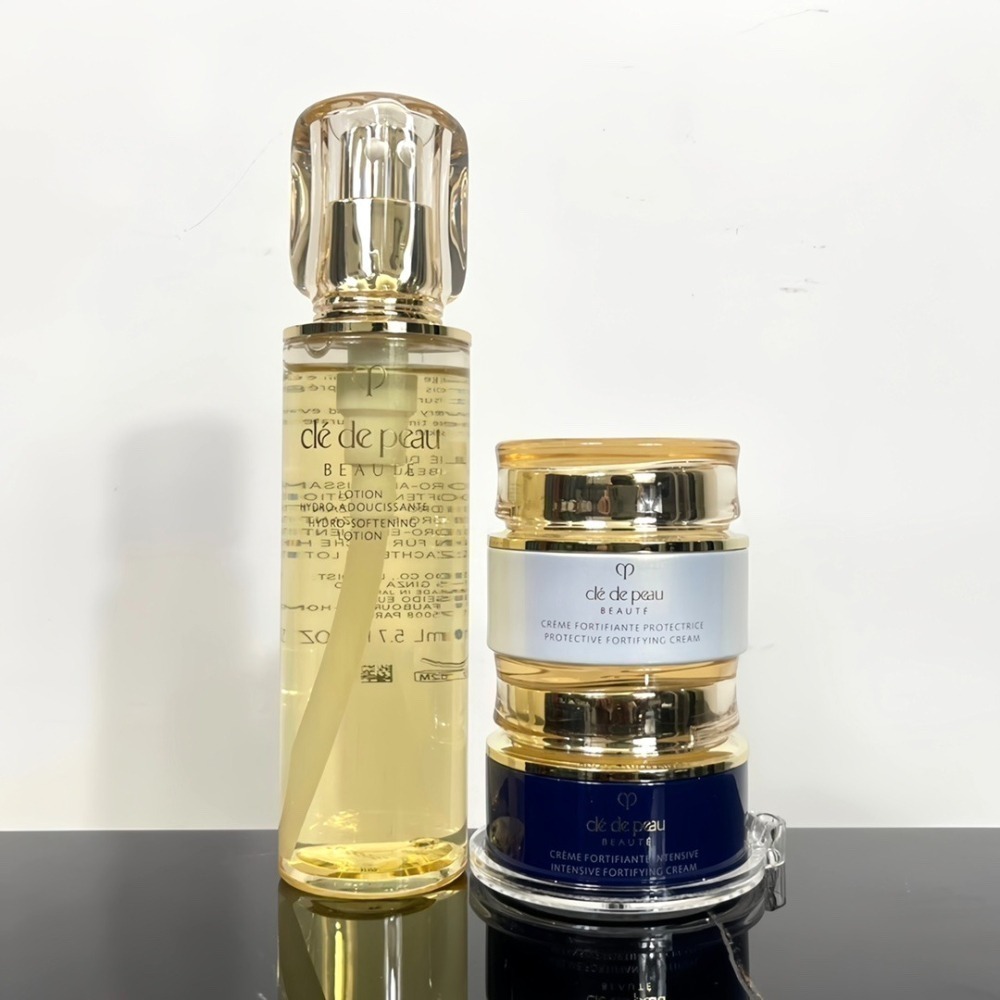 日本境內新版 CPB水乳三件套-精萃光采柔潤保濕露 精萃光采防護精華霜(日.夜間)-細節圖5