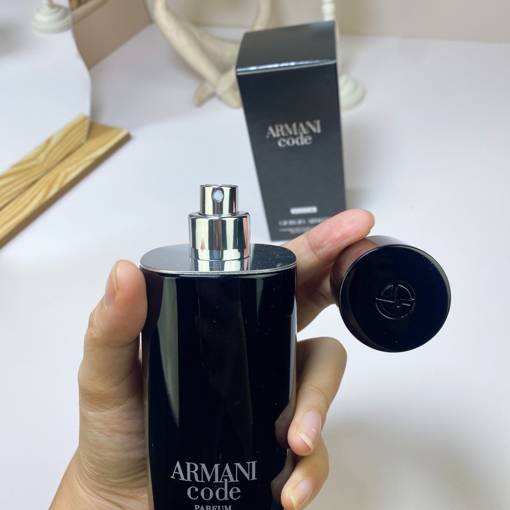 加大版價格不變 Giorgio Armani Code 亞曼尼 黑色密碼 男性淡香水 125ml-細節圖2