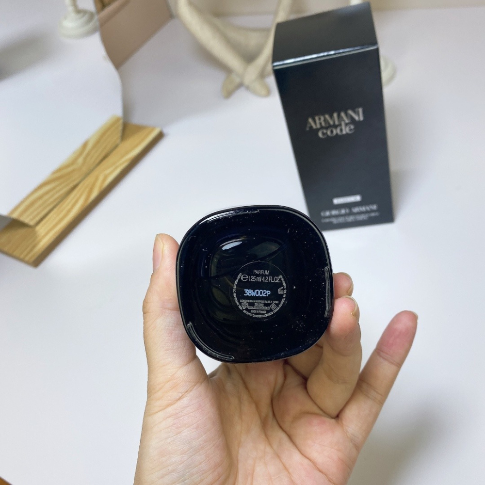 加大版價格不變 Giorgio Armani Code 亞曼尼 黑色密碼 男性淡香水 125ml-細節圖4