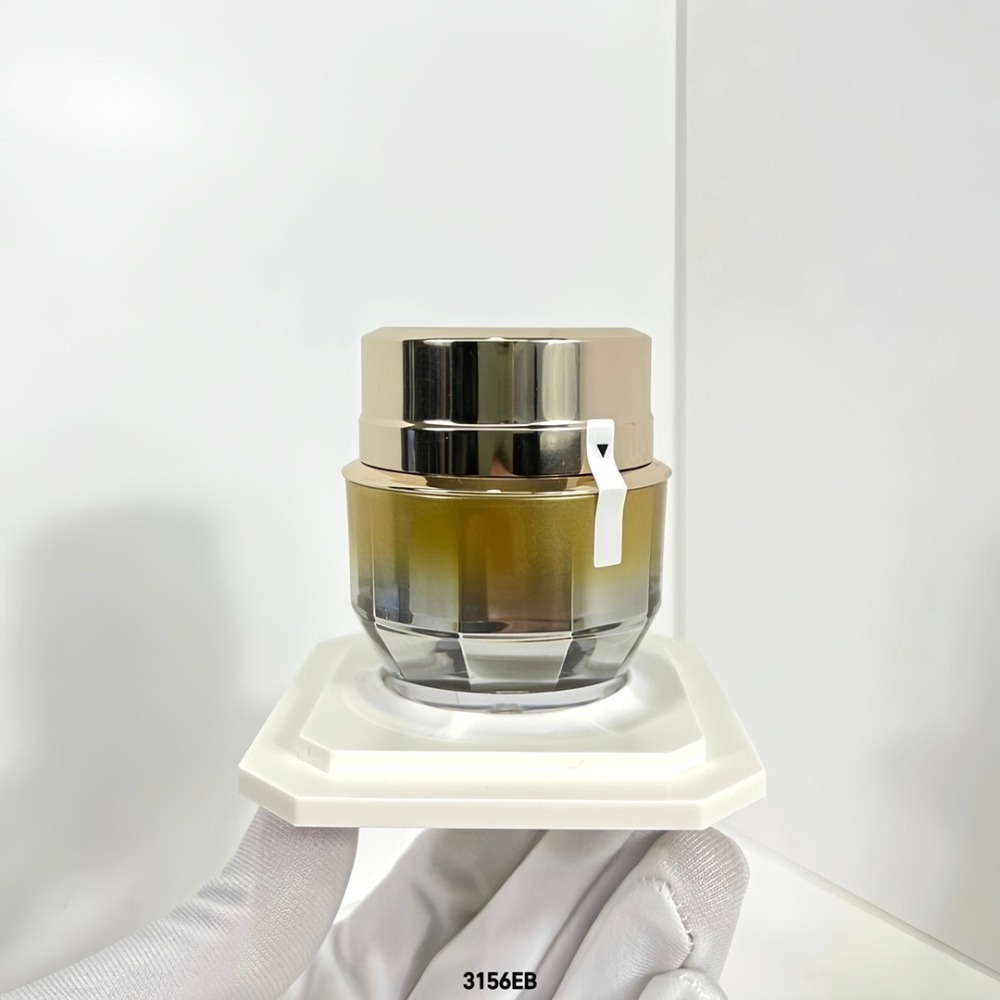 日本 Cle De Peau Beaute 肌膚之鑰 2024新版 4D眼霜 塑妍逆齡煥活眼霜 15g-細節圖5
