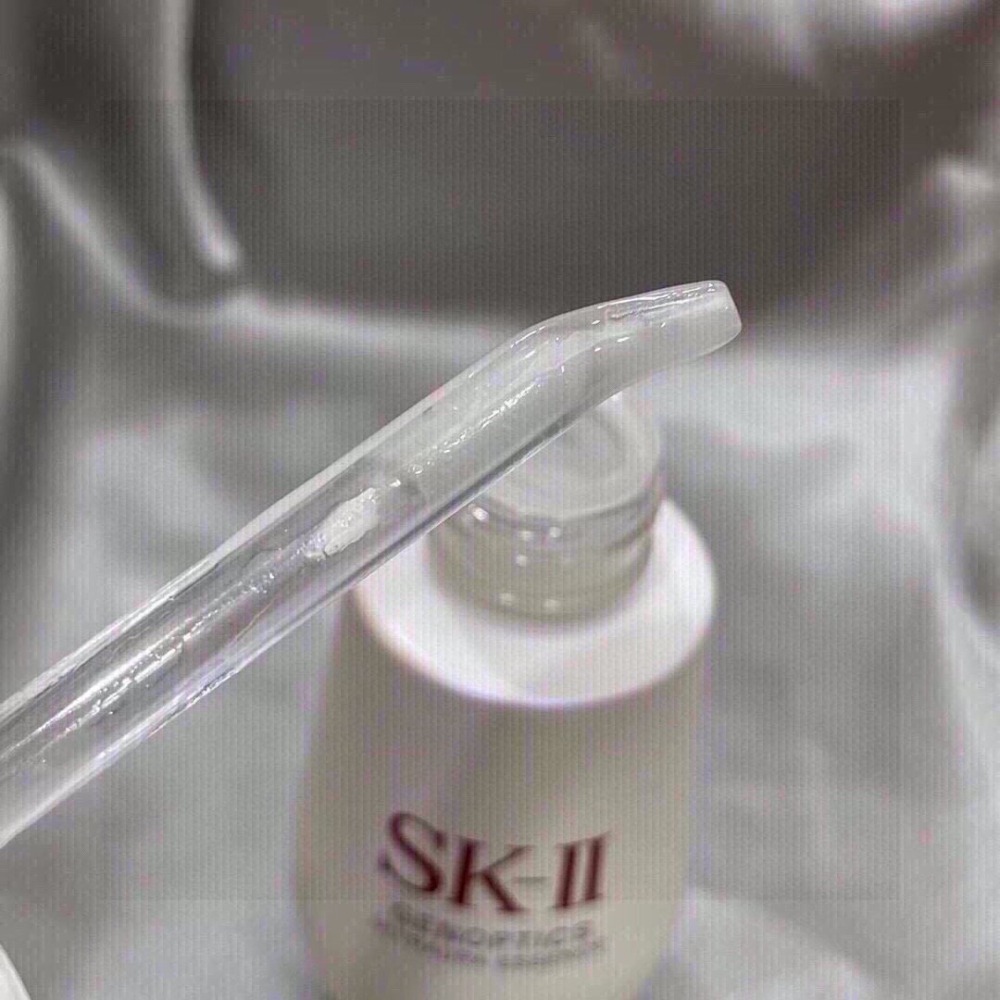 三代新版  SK-II 光蘊臻采煥亮精華 小燈泡 50ml (日本免稅版-白中文標)-細節圖7