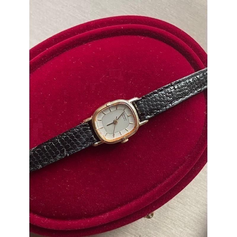 二手古著日本SEIKO精工皮革石英錶女錶表-細節圖2