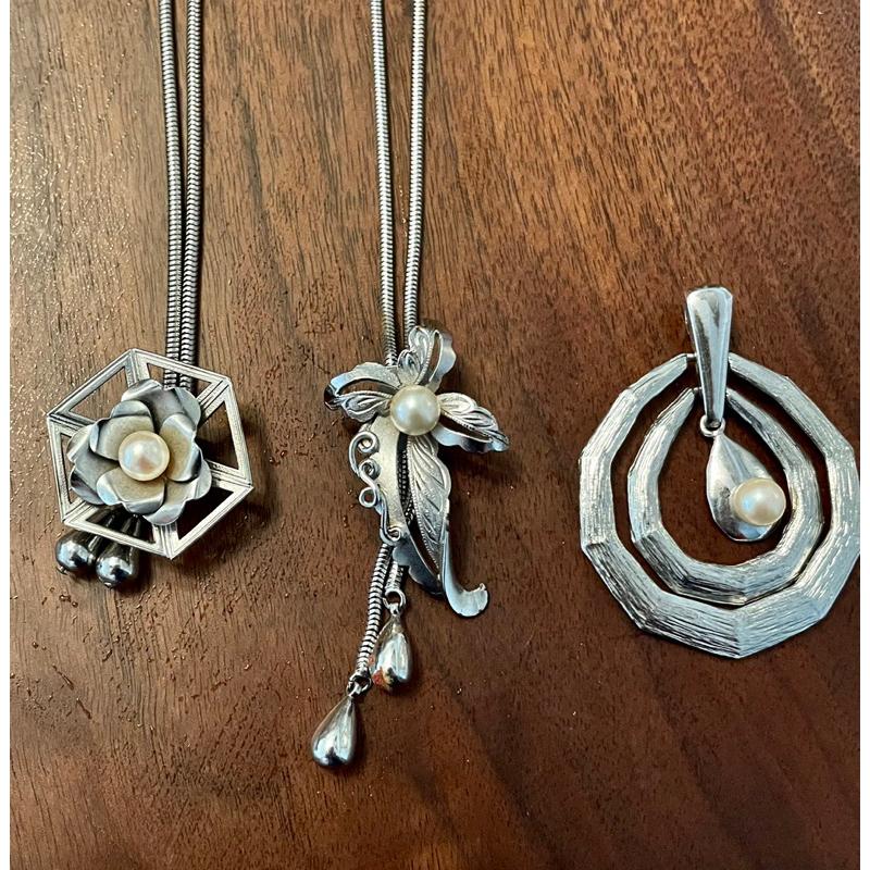 日本真珠長項鍊可調節鍊2⃣️條珍珠花飾可調高低3⃣️竹節步步高升墜子-細節圖3