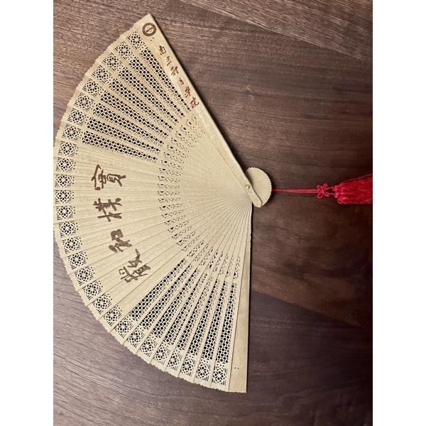 中華老字號 蘇州如意牌檀香扇 2012年南京體育大學出國贈外賓禮✨捨不得用 非物質文化遺產保護名錄-細節圖3