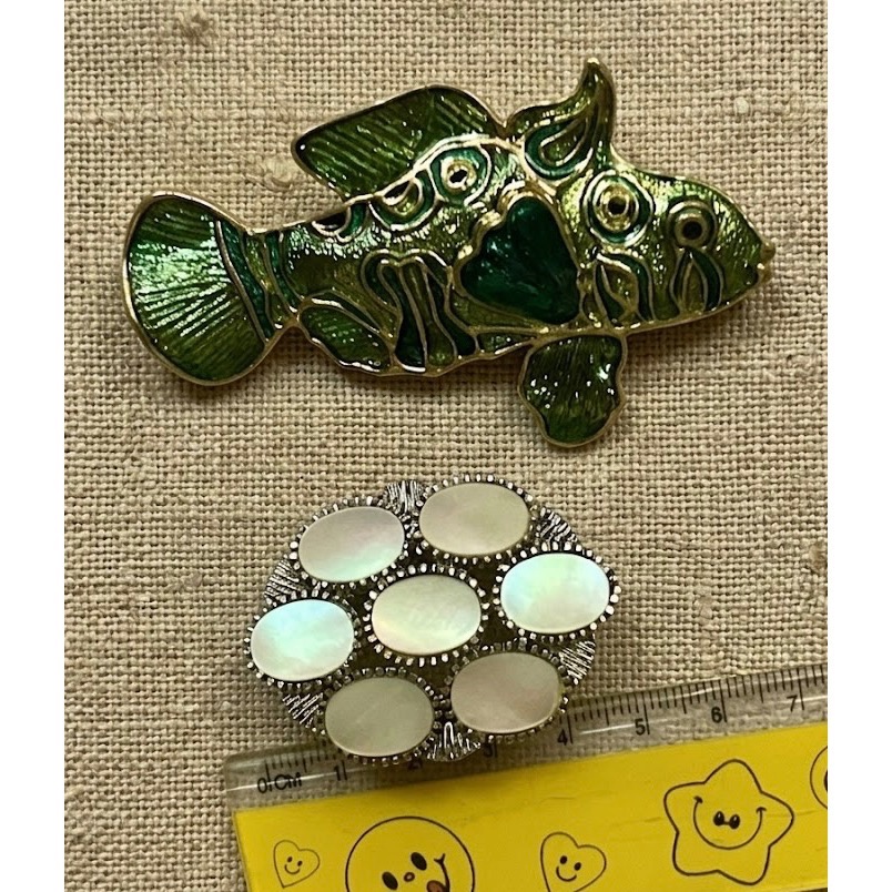 Thistle Vintage✨孤品獨一無二✨老件胸針✨時光的遺珠✨貝母古董胸針-細節圖4