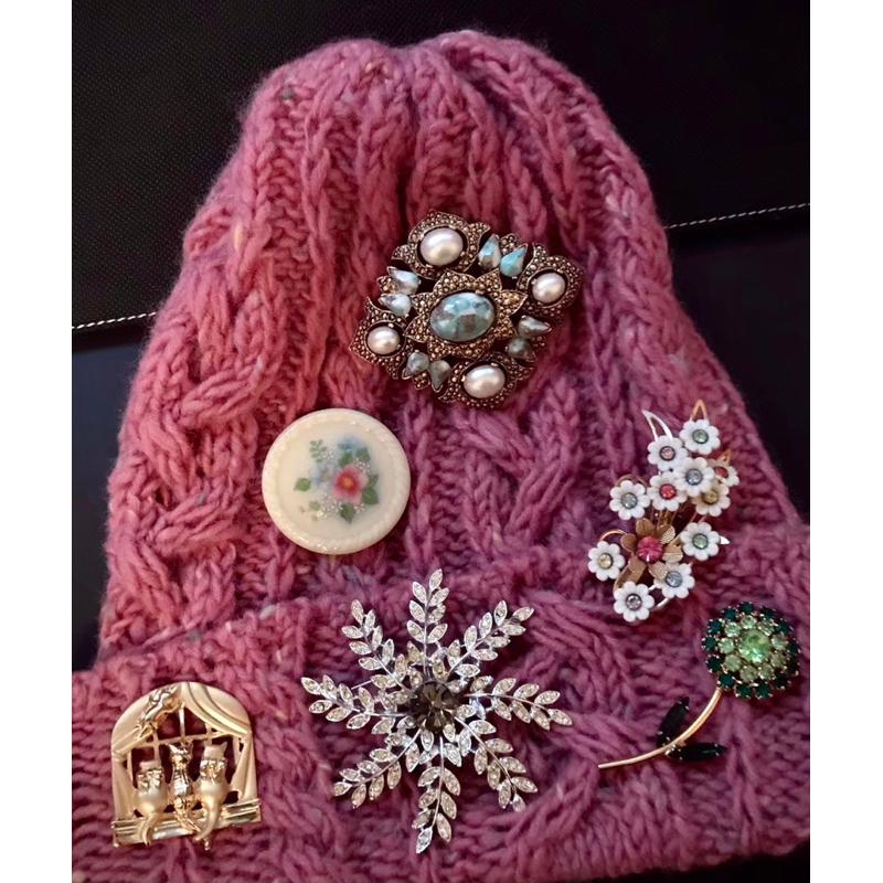 {Thistle Vintage}1970年代美國小姐后冠設計者SARAH COVENTRY刻印煙燻氣質高雅古董大胸針-細節圖9