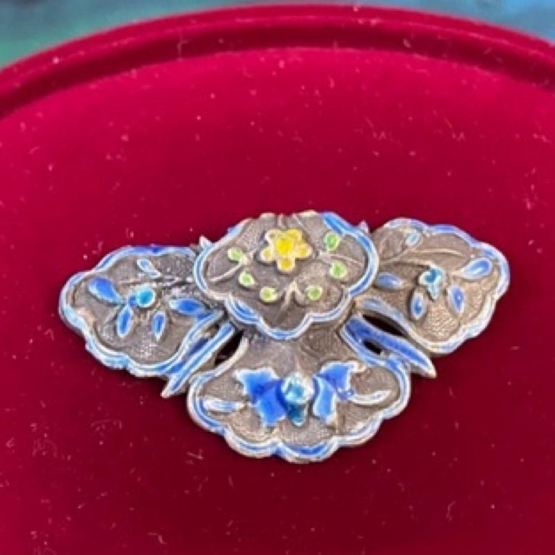 1⃣️純正真新疆和闐玉和田玉有綹裂 有瑕疵 適合做標本盤玩把玩案頭 帶皮有毛細孔2⃣️銀琺瑯燒景泰藍墜頭-細節圖2