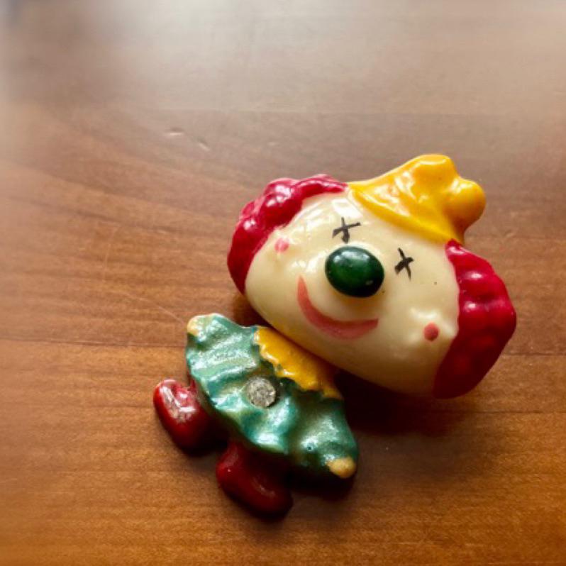 老公仔1⃣️未使用新古品加拿大產籃球眼鏡架2⃣️老娃娃55年老胸針身體可以搖晃 脖子以下可動-細節圖5