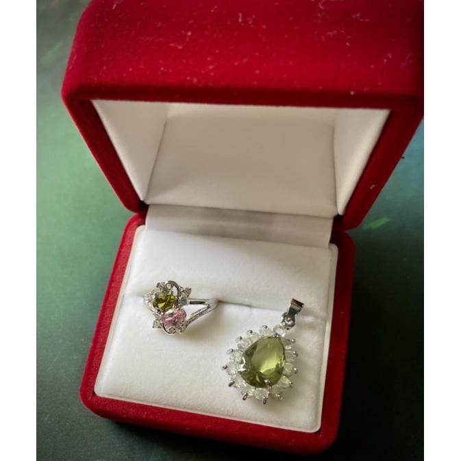 橄欖石八月誕生石生日石1⃣️目測約五克拉墜子 2⃣️海藍寶葫蘆戒指3⃣️藍寶石葫蘆戒指4⃣️粉碧璽（低K白金）-細節圖7