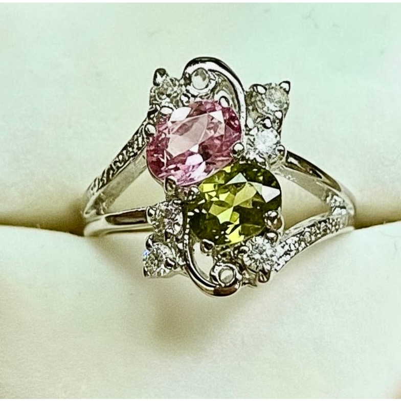 橄欖石粉碧璽戒指