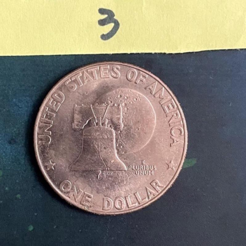 1⃣️美國艾森豪總統1776-1976 200週年1美元紀念銀幣2⃣️千禧年紀念幣祈福2000年庚辰參拾肆慈濟紀念章紅包