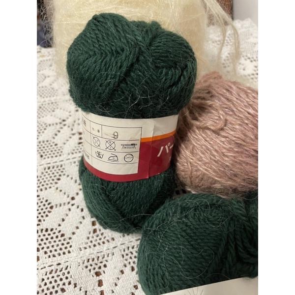 日本品牌pearl wool真珠毛紡株式会社 純羊毛毛線球🧶50克一捲深綠色好編織手工作品手工編織-細節圖3