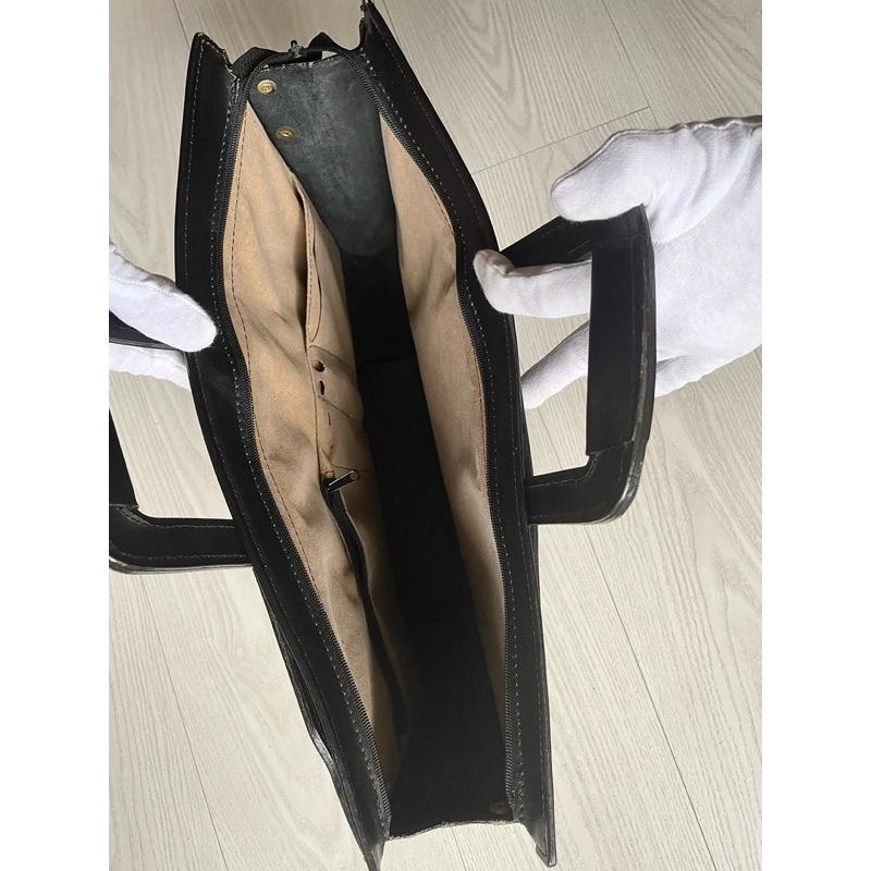 1980年代歐洲購入古著vintage 全 真皮公事包手提包肩背包 寬42x35高 最厚9公分 真皮-細節圖5