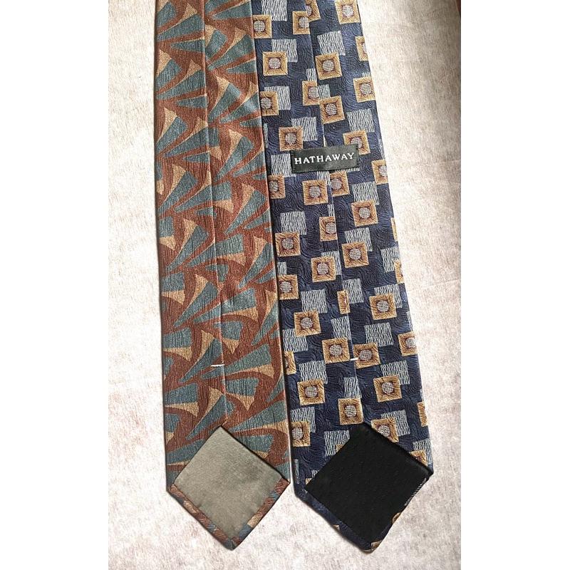 頂級二手珍藏✨日本ホビー hobby復古風格之作 精選100%純絲領帶2️⃣華歌爾正品 70D胸罩，迷離紫色精美蕾絲材質-細節圖3