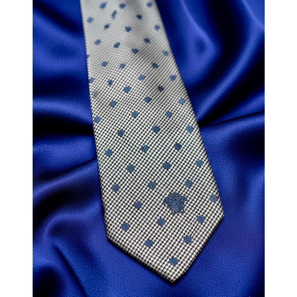 全新凡賽思純絲領帶✨義大利精工製造✨吊牌未拆，稀有釋出✨劍寬8公分✨瞬間提升品味與氣場✨大大大大折價出讓-細節圖2