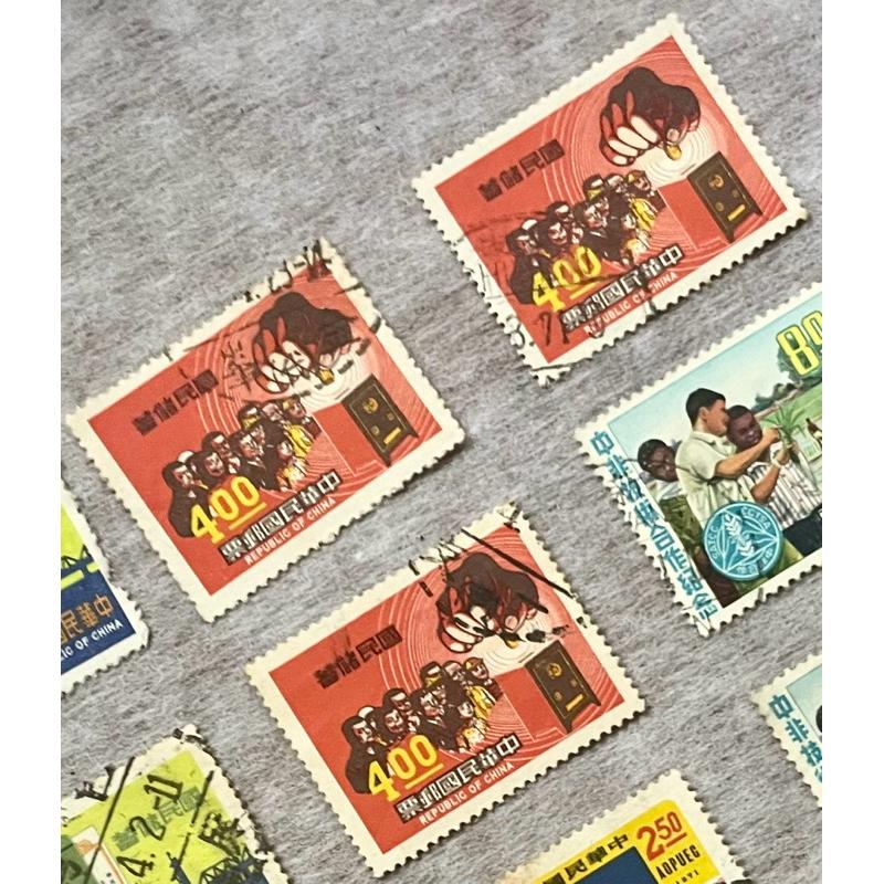 1️⃣61年發行亞洋郵盟10週年紀念郵票2️⃣46年發行偉大的母教郵票3️⃣60年發行國民儲蓄郵票-細節圖4