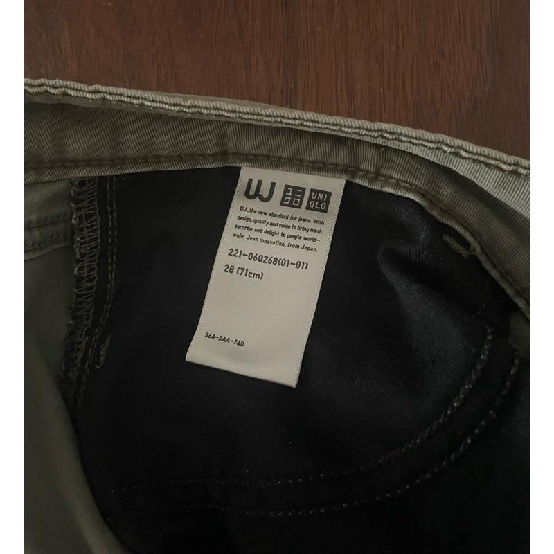 優衣庫Uniqlo 較高階的系列UJ 系列 獨特淺橄欖綠灰色 單寧棉長褲 做舊牛仔褲 日本獨發 日文標籤 腰修身窄褲管-細節圖7