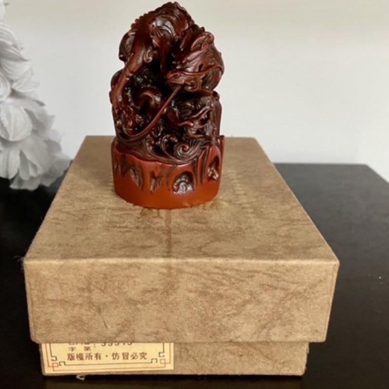 台灣製專利版權祥獅三腳蟾蜍 1⃣️紅木飛龍昇腾 立體雕刻可做書鎮 印章2⃣️祥獅專利三腳蟾蜍印泥 招財 避邪 擋煞咬錢-細節圖4