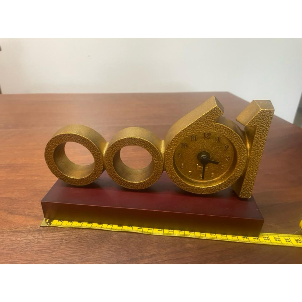 昭和懷舊逸品✨日本製1980年代絕版「0061」國際電話造型黃銅座鐘✨極致古銅質感擺件 穿越時光✨昭和時代的優雅與風華-細節圖3