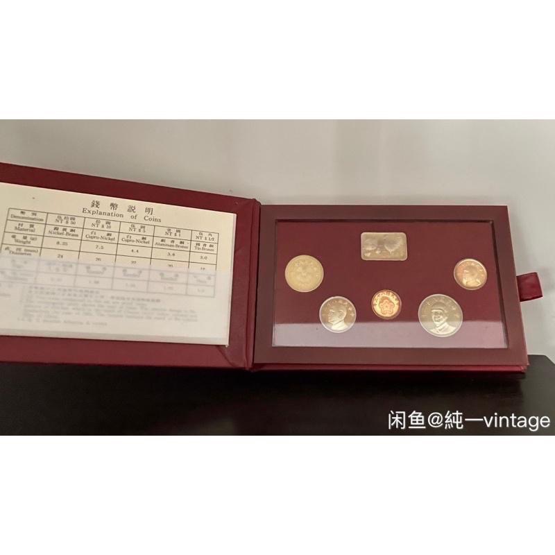 絕版紀念幣1⃣️1993年82年新台幣硬幣精鑄版癸酉雞年生肖紀念套幣台灣銀行套幣發行起始第1套2⃣️1974年歷-細節圖3
