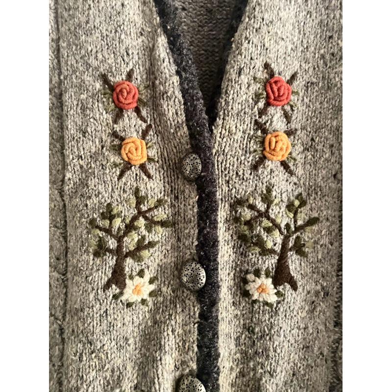 【德製古著背心】歐洲手工薔薇刺繡vintage高品質羊毛棉混紡 巴黎購入孤品優雅復古女裝 精緻鈕扣 原裝進口絕不撞衫-細節圖3
