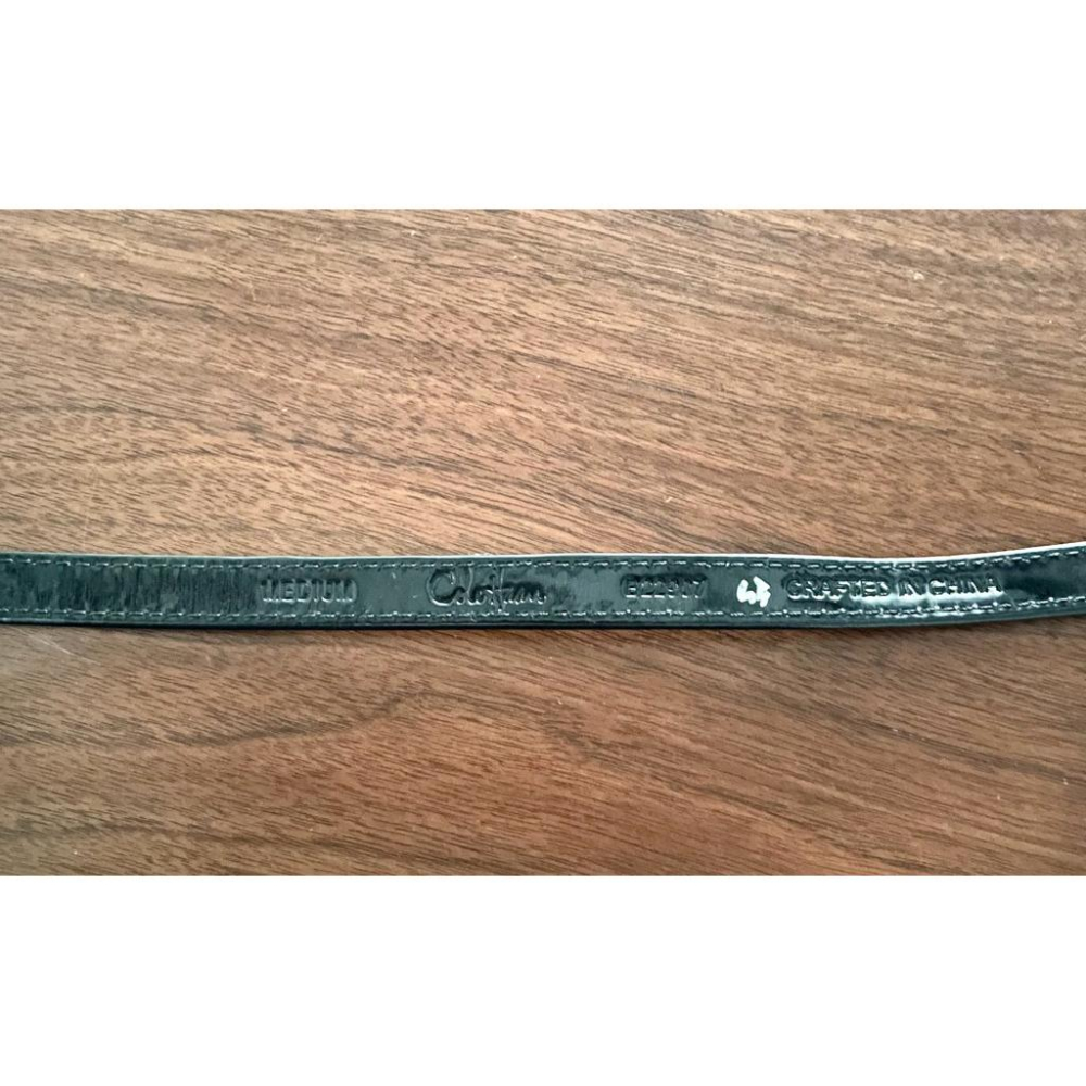 保真正品✨全新未使用✨ Cole Haan深酒紅色✨漆皮毛皮混編✨細皮帶 1.5cm窄版✨一條能為穿搭畫龍點睛的精品皮帶-細節圖4