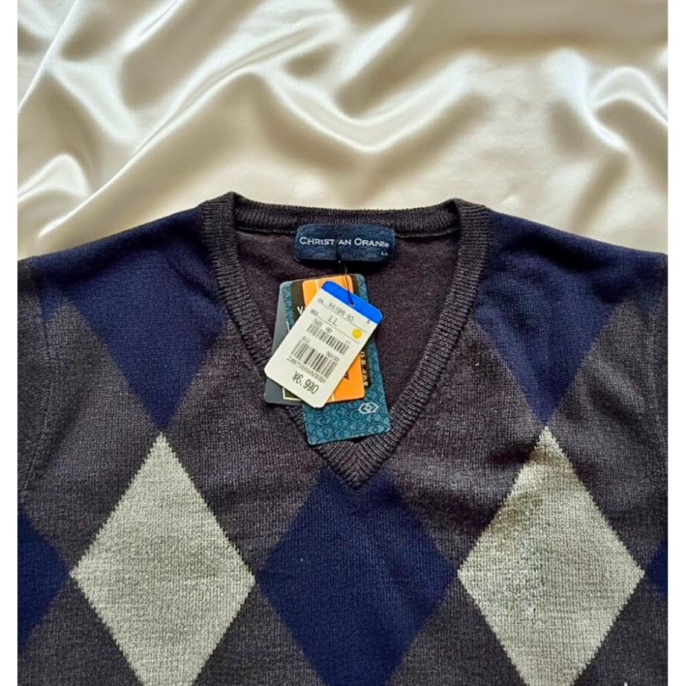🇯🇵 日本購入✨Christian Orani✨100%頂級羊毛 V領菱格紋套頭毛衣（LL號）-細節圖4