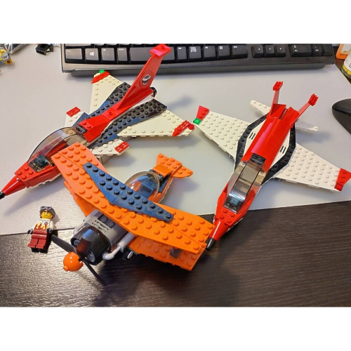 LEGO 中古 60103 只有飛機