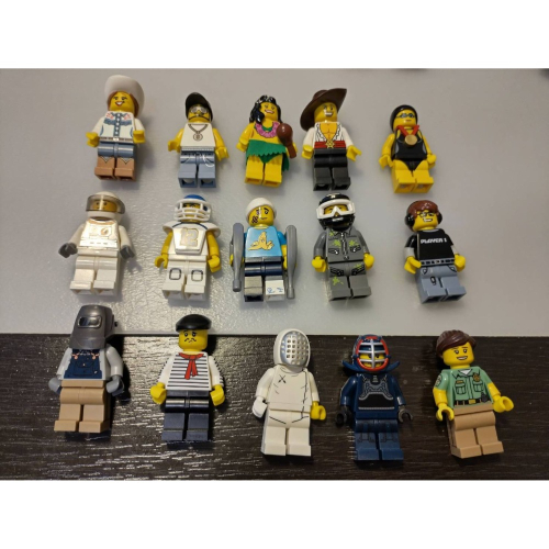 LEGO 中古 各代人偶包混組（3） 現狀出售 附人偶包底板