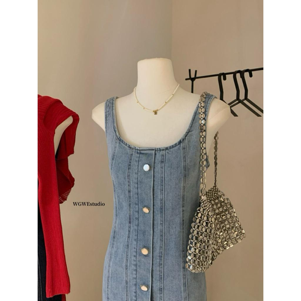 現貨 / 復古牛仔吊帶裙修身顯瘦包臀裙性感連身裙女生洋裝W5490-細節圖3