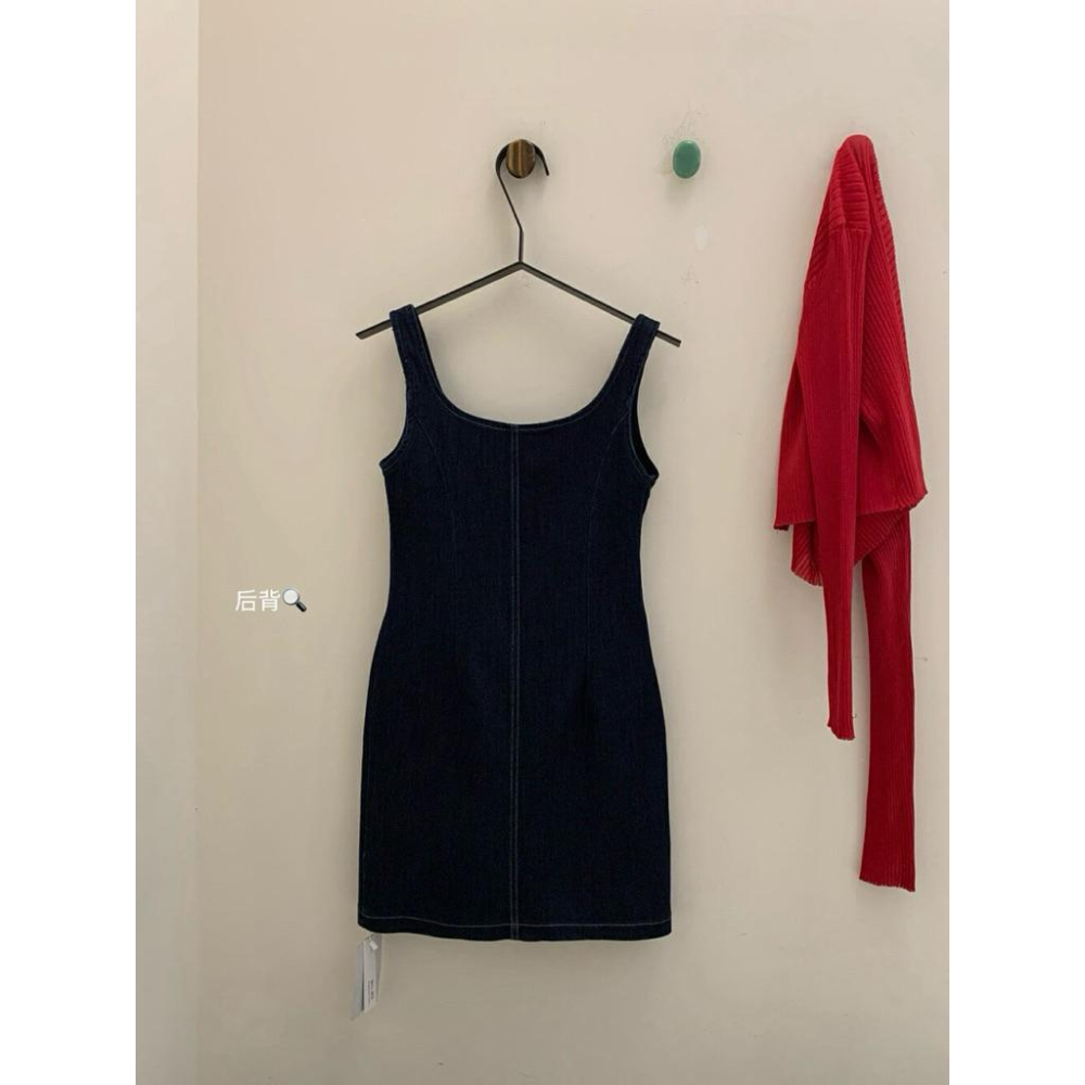 現貨 / 復古牛仔吊帶裙修身顯瘦包臀裙性感連身裙女生洋裝W5490-細節圖4