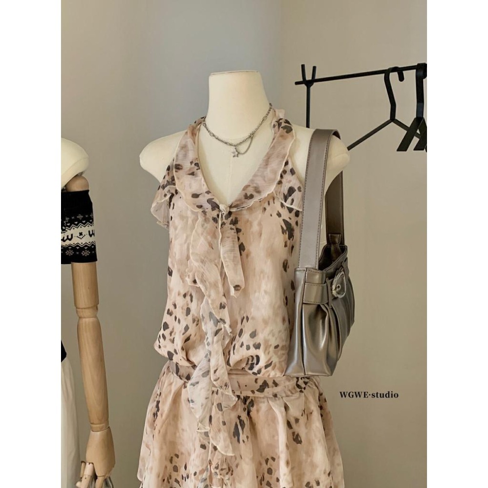 美式辣妹豹紋荷葉邊吊帶花苞裙新款度假風V領連衣裙女W5509-細節圖9