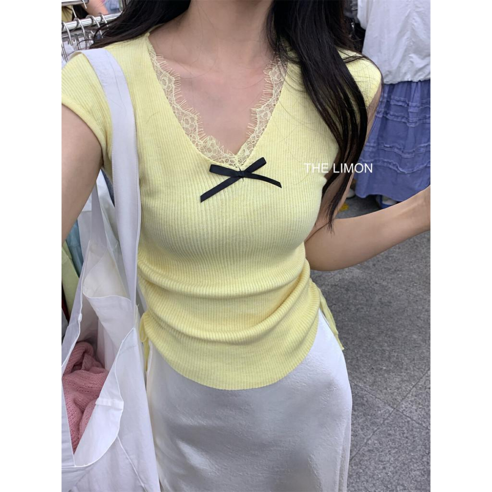 819 THE LIMON檸檬綠茶純慾溫柔蕾絲邊V領蝴蝶結褶皺修身針織衫女T恤-細節圖2