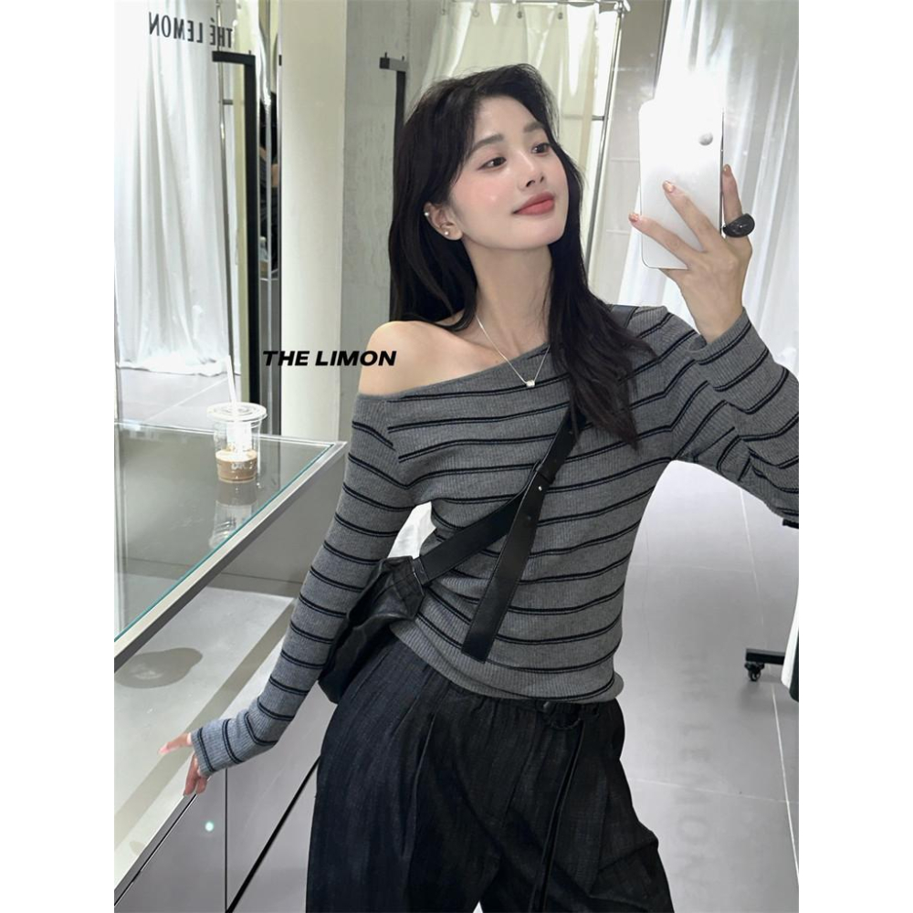 819 THE LIMON檸檬綠茶韓版2025鞦季斜領漏鎖骨不規則顯瘦針織衫T恤女-細節圖7