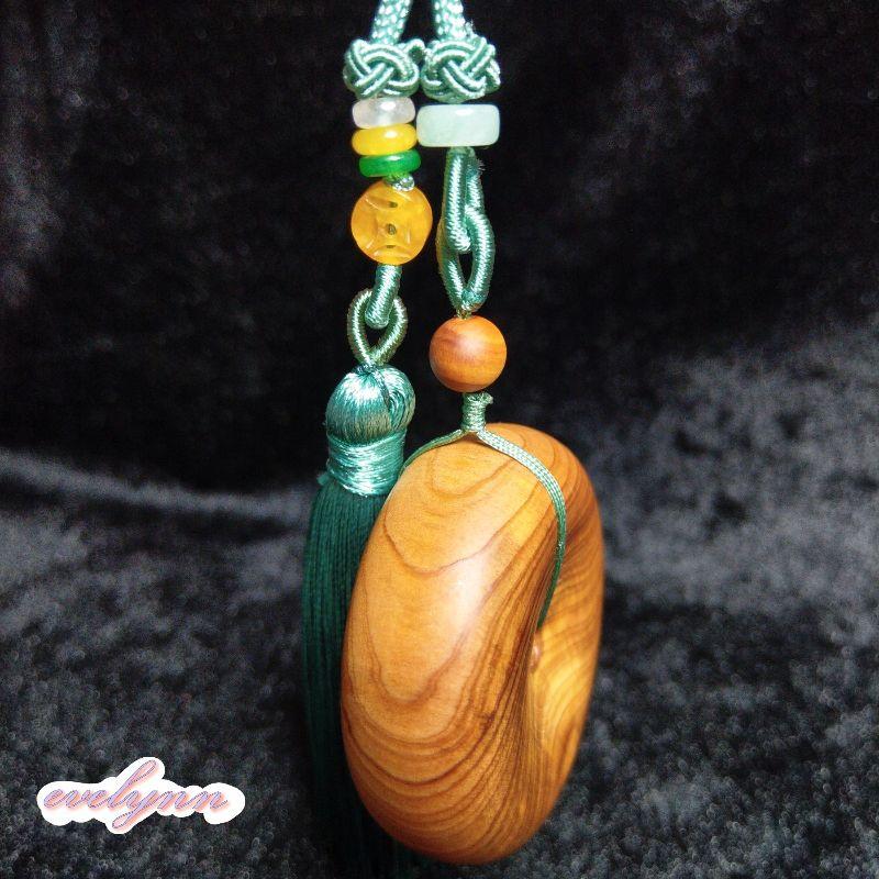 崖柏木雕 崖柏平安扣吊飾 吊件 手把件 淨化空氣 呼吸順暢 聞香降低血壓 醒腦安神 調整氣血 消毒殺菌-細節圖5